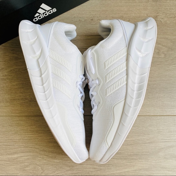 NWT Adidas Kaptir Super Mens Shoes - Picture 4 of 7